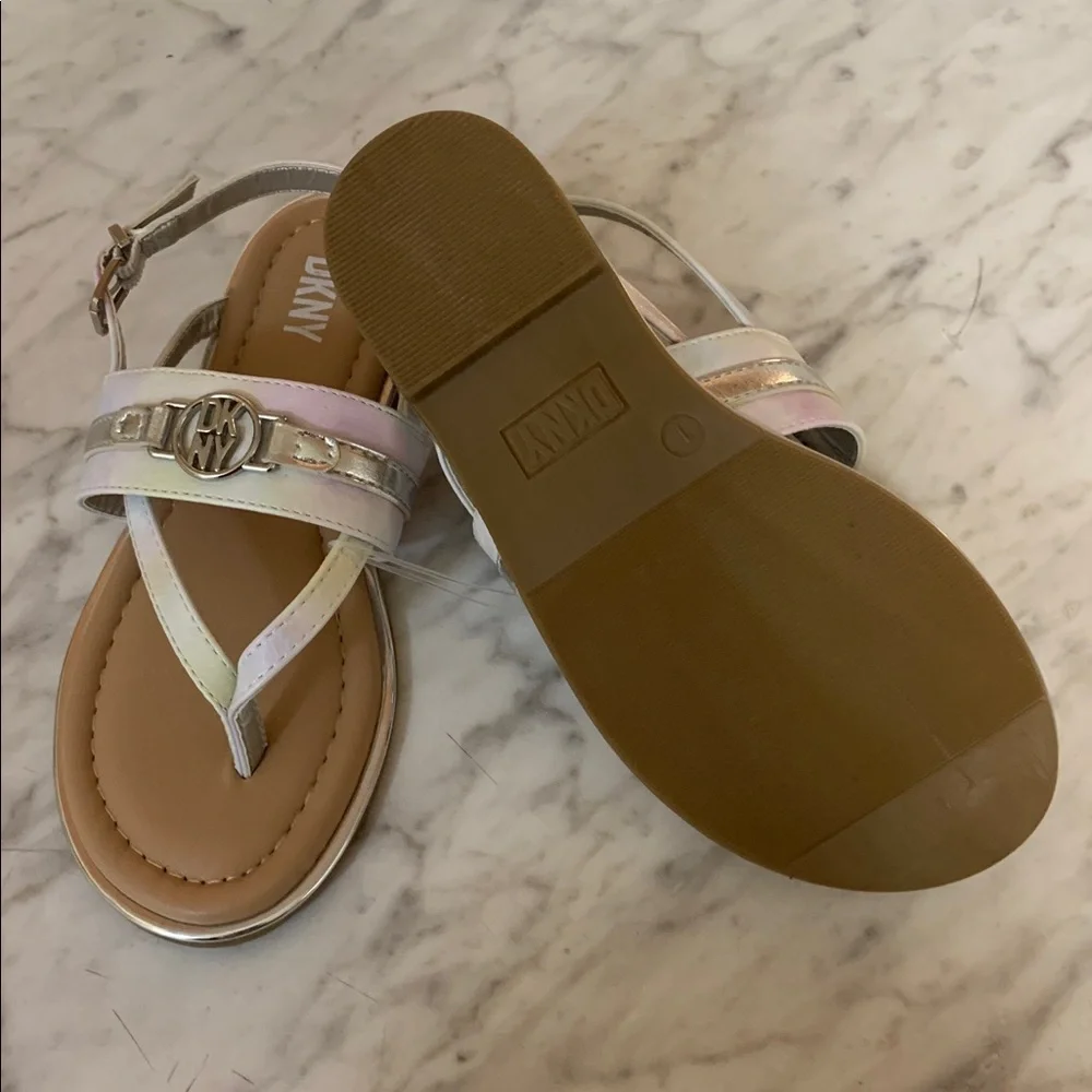 DKNY White Iridescent Girls' Sandals with Silver Medalion Logo Accent NEW Size 1